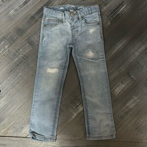 Cat and Jack Skinny distressed Jeans. 4t
